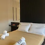 De Filippi Penthouse - 2br Sea View, Terrace & Parking, Old Town Apartamento *