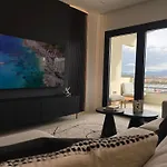 아파트 De Filippi Penthouse - 2br Sea View, Terrace & Parking, Old Town 올비아