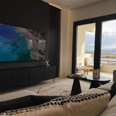 Apartment Luxurious High-end 2br Penthouse - Terrace - Great View - Parking - Historical Centre Olbia