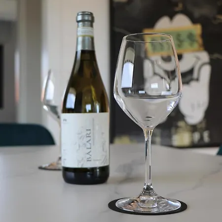 Luxurious High-end 2br Penthouse - Terrace - Great View - Parking - Historical Centre Apartment Olbia