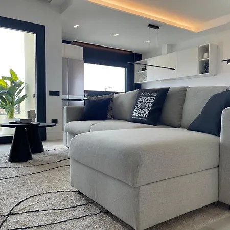 Apartment De Filippi Penthouse Sea View *