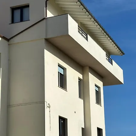 De Filippi Penthouse - 2br Sea View, Terrace & Parking, Old Town Apartment *