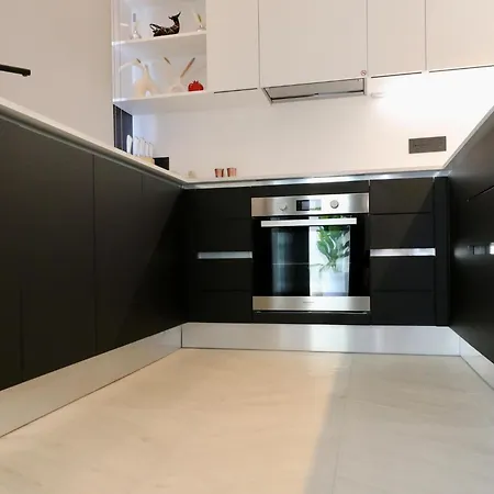 Lägenhet Luxurious High-end 2br Penthouse - Terrace - Great View - Parking - Historical Centre Olbia