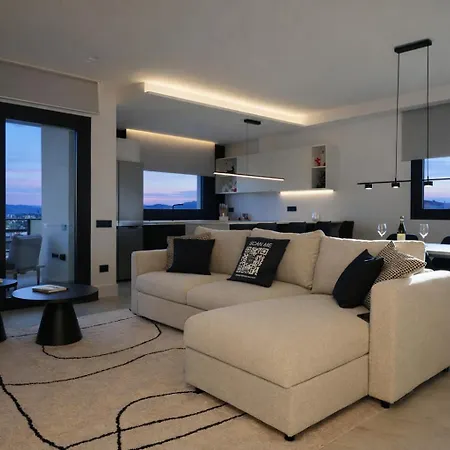De Filippi Penthouse Sea View *