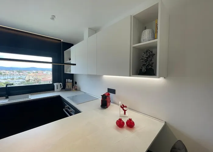 Luxurious High-end 2br Penthouse - Terrace - Great View - Parking - Historical Centre Apartment Olbia