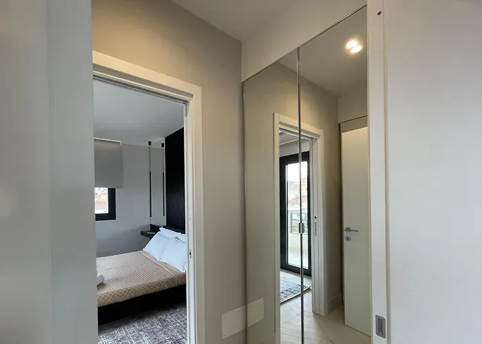 Luxurious High-end 2br Penthouse - Terrace - Great View - Parking - Historical Centre Olbia