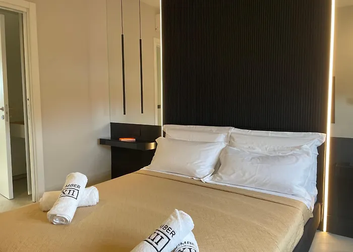 Luxurious High-end 2br Penthouse - Terrace - Great View - Parking - Historical Centre Apartment *