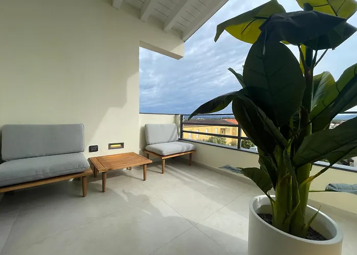 Luxurious High-end 2br Penthouse - Terrace - Great View - Parking - Historical Centre Apartment *