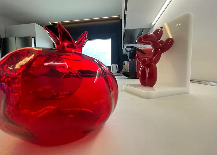 Apartment Luxurious High-end 2br Penthouse - Terrace - Great View - Parking - Historical Centre