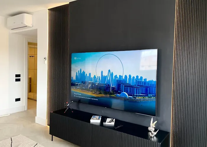 Luxurious High-end 2br Penthouse - Terrace - Great View - Parking - Historical Centre Olbia