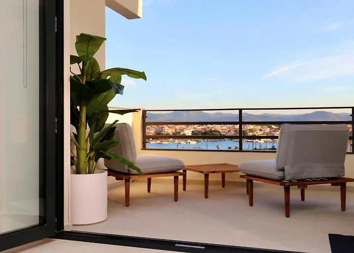 Luxurious High-end 2br Penthouse - Terrace - Great View - Parking - Historical Centre Apartment