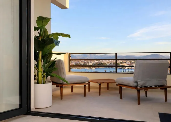Luxurious High-end 2br Penthouse - Terrace - Great View - Parking - Historical Centre Apartment Olbia